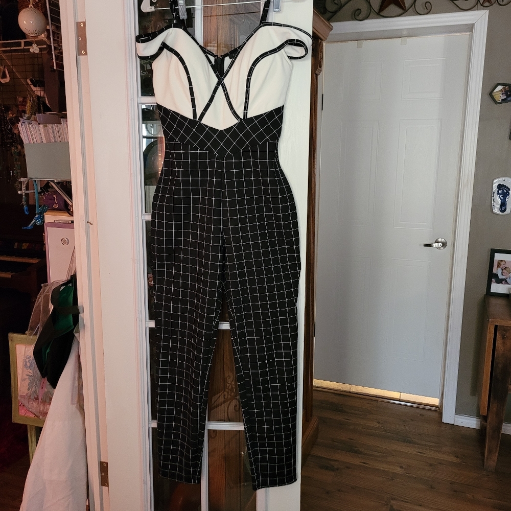 Beautiful off the shoulder jumpsuit.